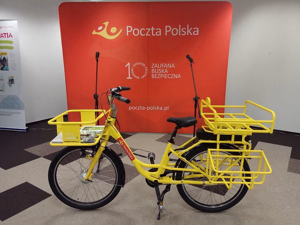 Czy listonosze nadal korzystają z rowerów?