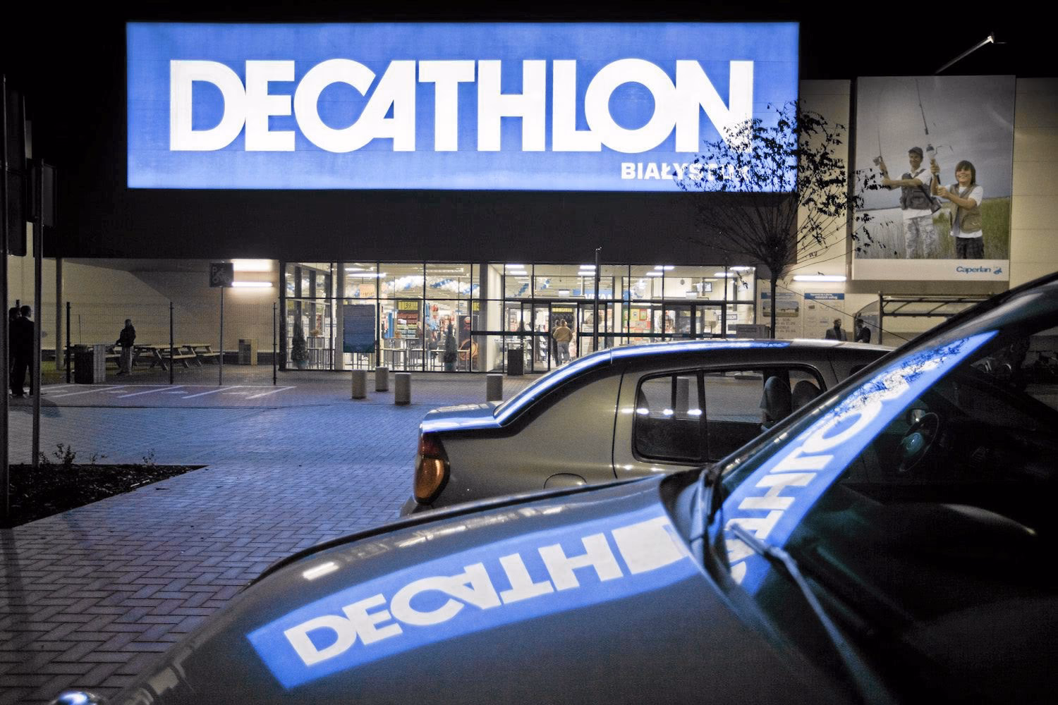 Ile zarabia pracownik Decathlonu?