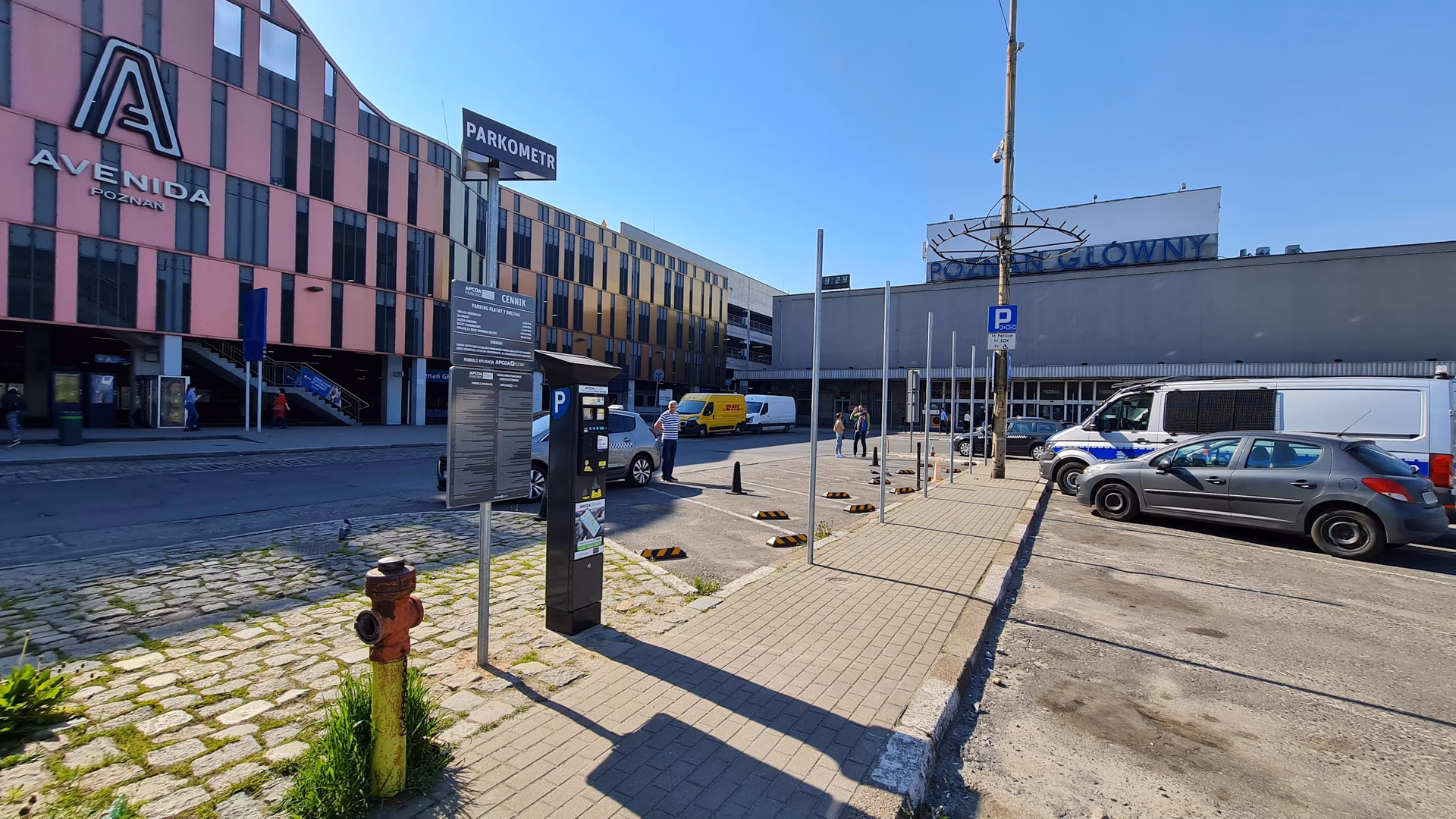 Ile kosztuje parking na dworcu PKP w Poznaniu?