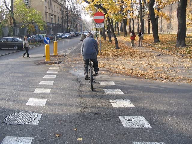 W jaki sposób poprawić bezpieczeństwo rowerzystów?