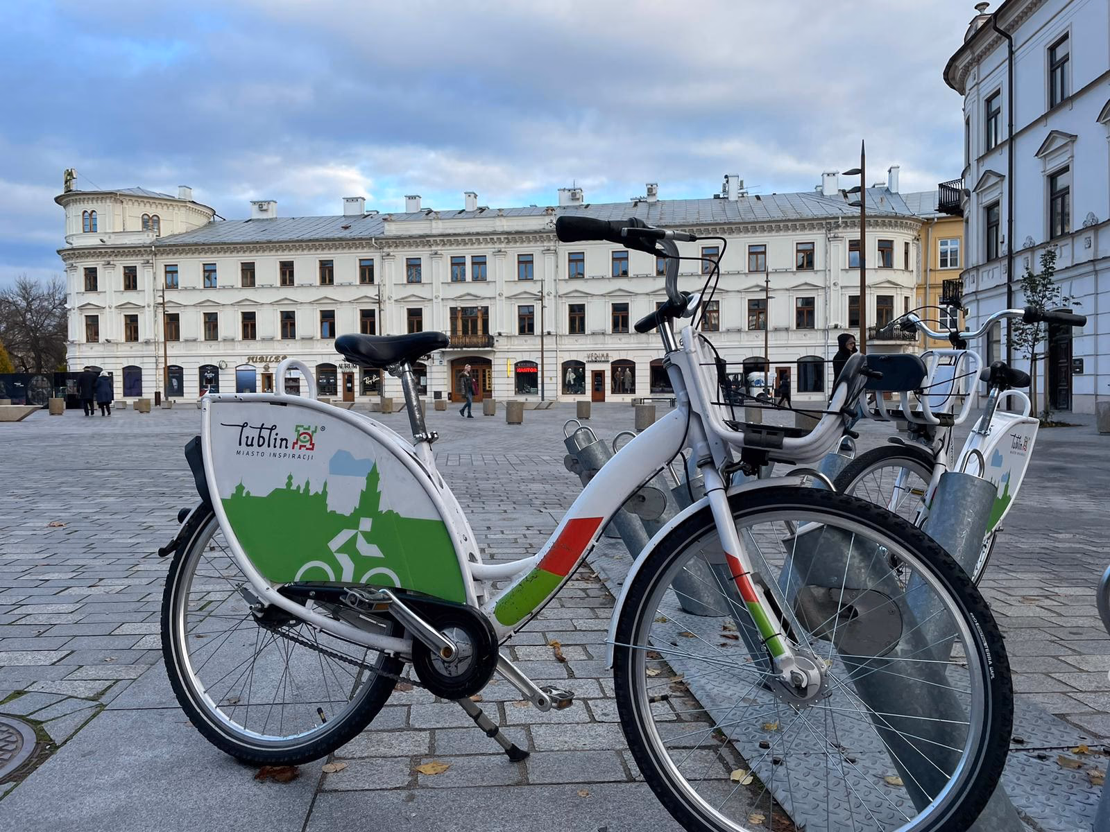 Ile rowerów można wypożyczyć na jedno konto Mevo?