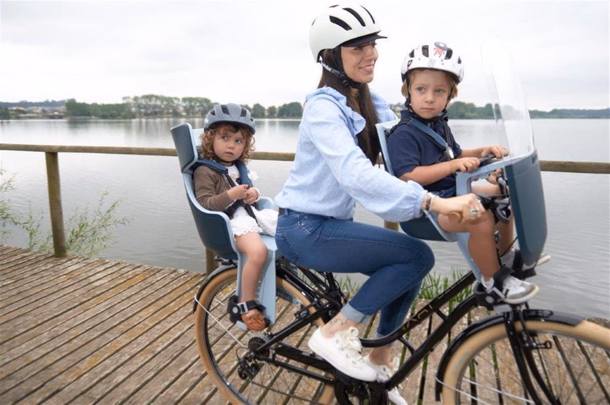 Do jakiego wieku dziecko może jeździć w foteliku rowerowym?