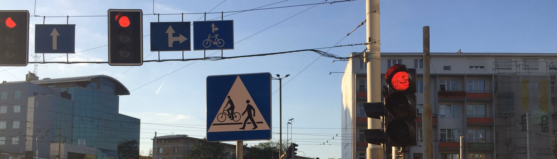 Jak sygnalizować zatrzymanie na rowerze?